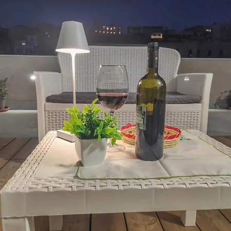Appartement Panoramic House With Terrace - Marina *
